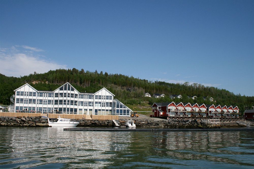Malangen Resort Mestervik Exterior foto